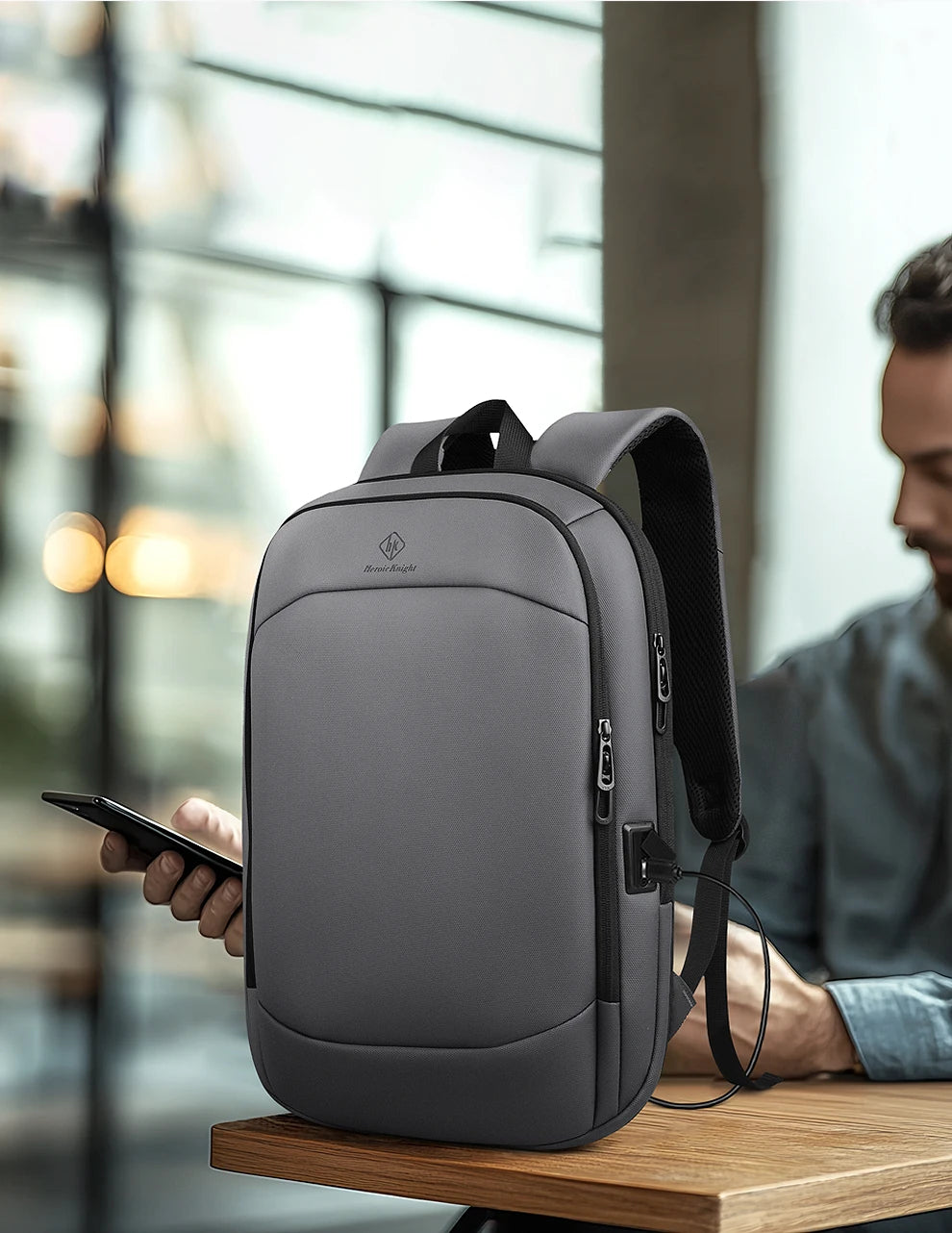 Sac à dos ordinateur 17 pouces avec port USB & extensible